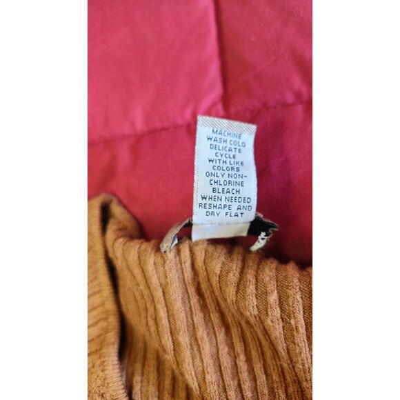 I.E. Brand Copper Ribbed Sweater Juniors Large Chain Eyelet V Neck 3/4 Sleeve - Picture 8 of 8